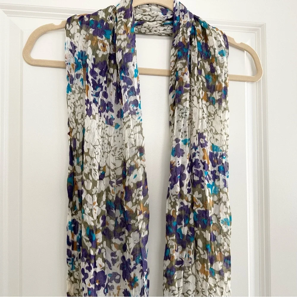 Floral Print Lightweight Scarf - Wrap / Shawl